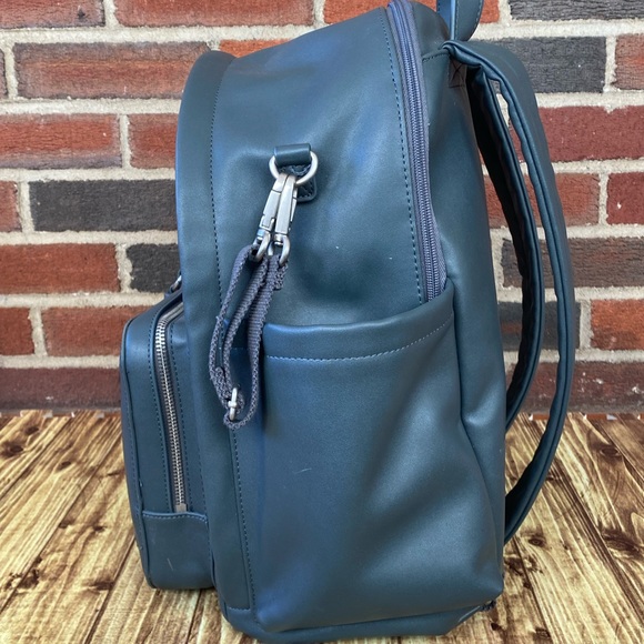 Skip Hop Greenwich Simply Chic Multifunction Diaper Backpack- Dusty Blue - Picture 3 of 3